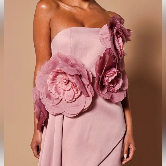 Draped large flower appliqués mini formal dress light pink - Picture 2 of 4